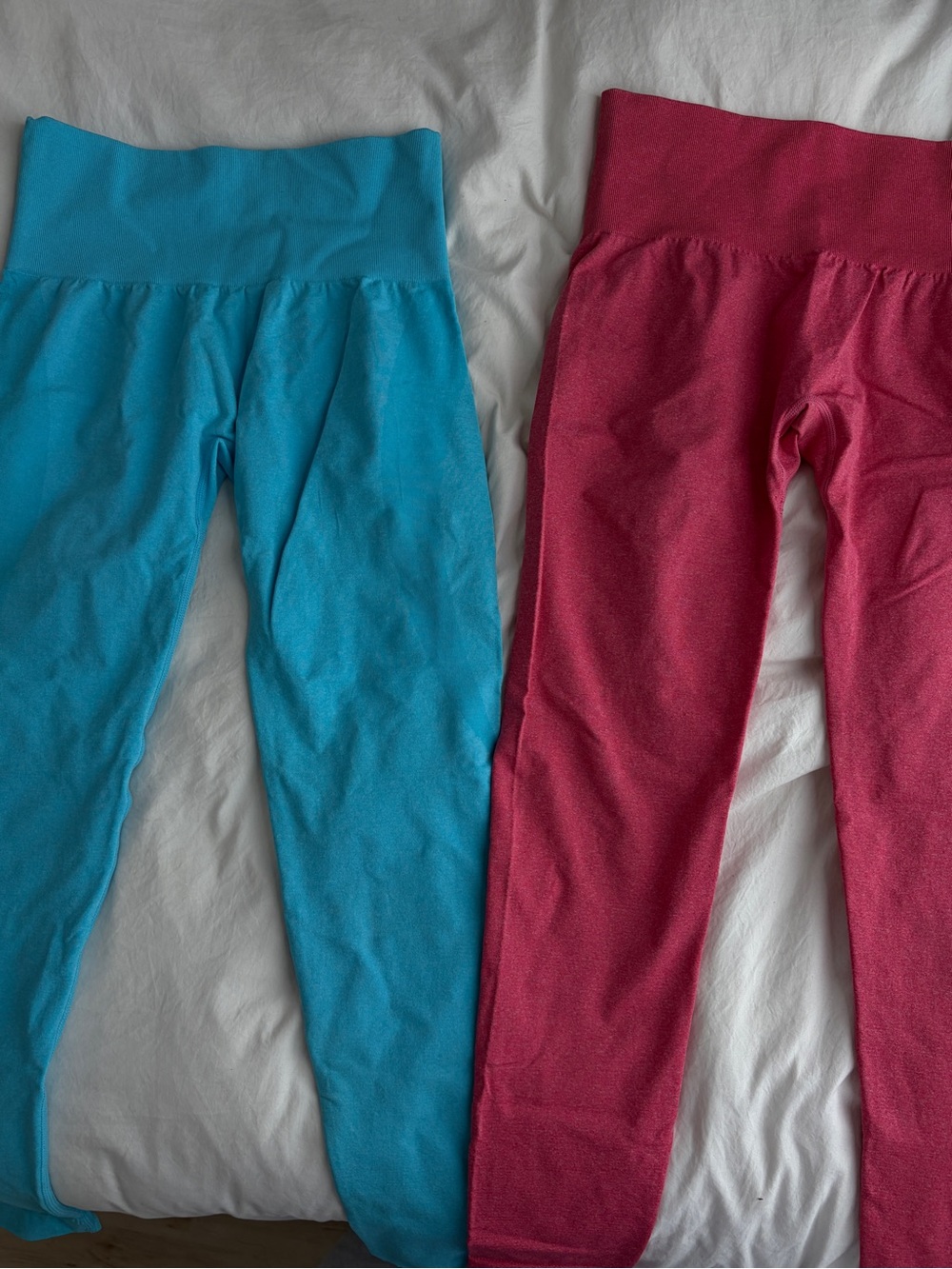 NVGTN Women's Leggings Set in Pink